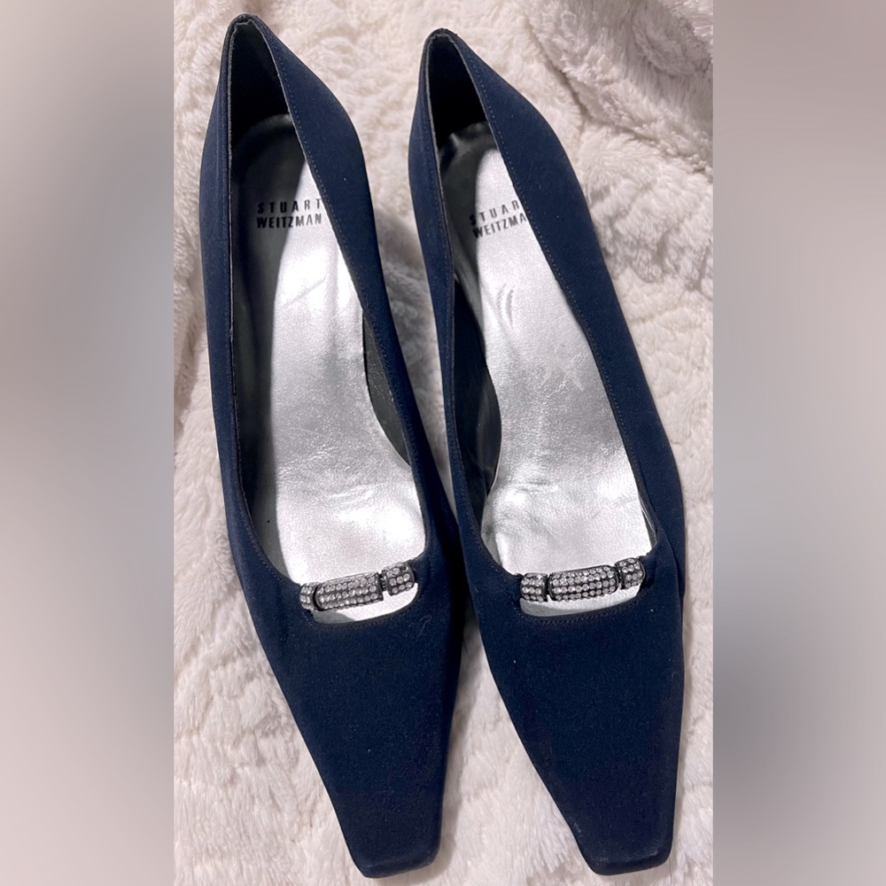 Stuart Weitzman Navy Blue Fabric Crystal Embellished Kitten Heel Size 9 M